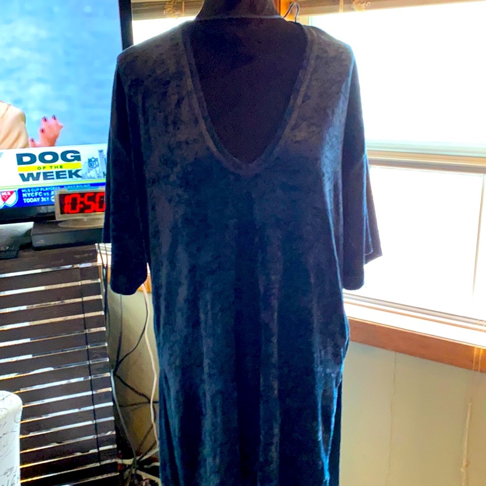 Velvet tunic dress or shirt